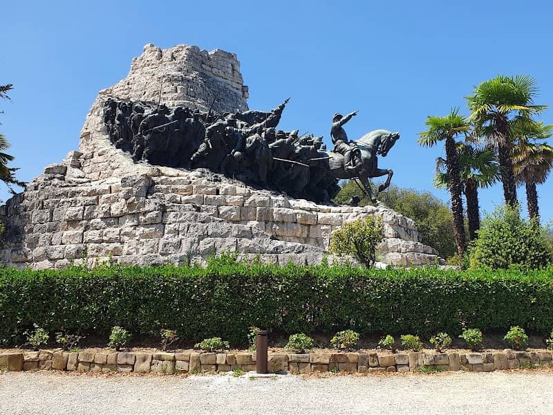 Monumento Nazionale delle Marche - Image 2
