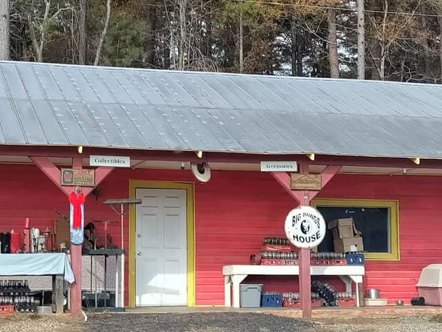 Hwy 11 Flea Market - Image 1