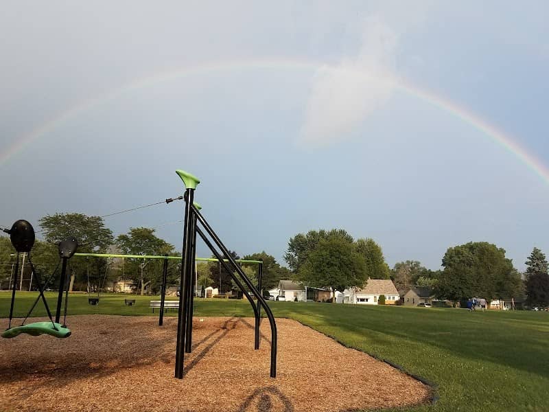 Hinckley Park - Image 1