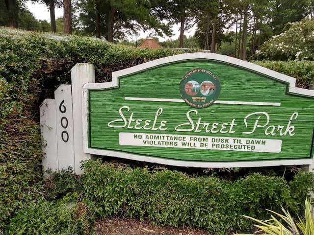 Steele Street Park - Image 2