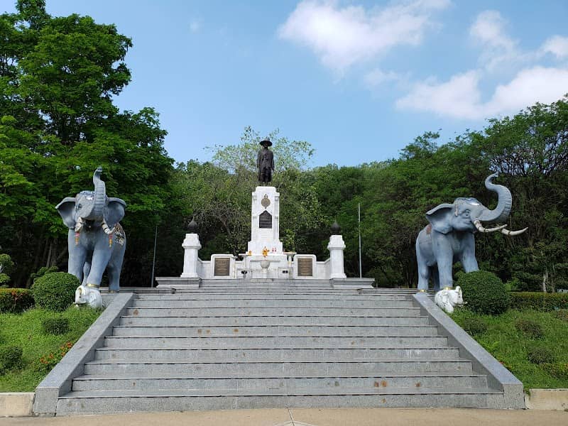 The Royal Monument of King Rama I - Image 1
