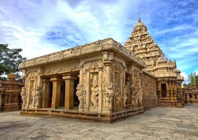 S.SATHISH Kanchipuram Tourist Guide - Image 1