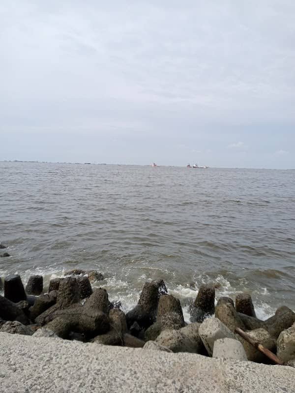 pantai marunda - Image 1