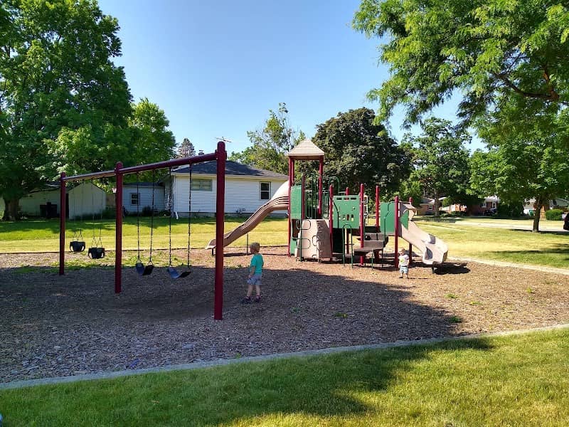 Broad Street Park - Image 1