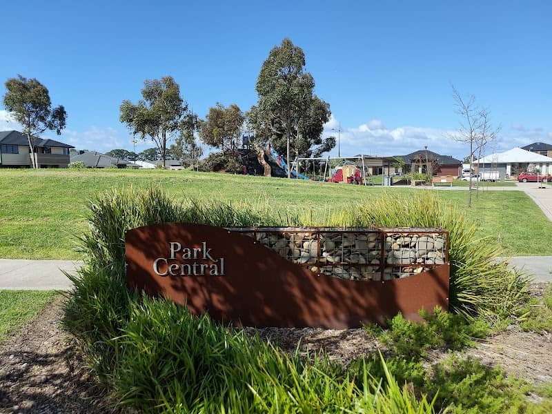 Park Central - Image 2