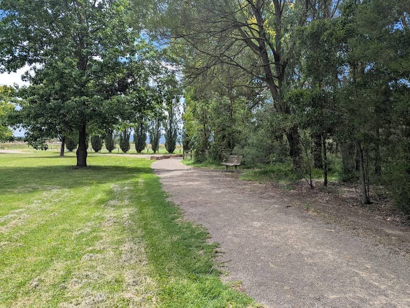 Yarra River watching point - Image 1