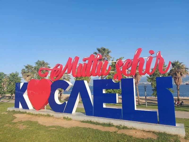Mutlu Şehir Kocaeli Yazısı - Image 1