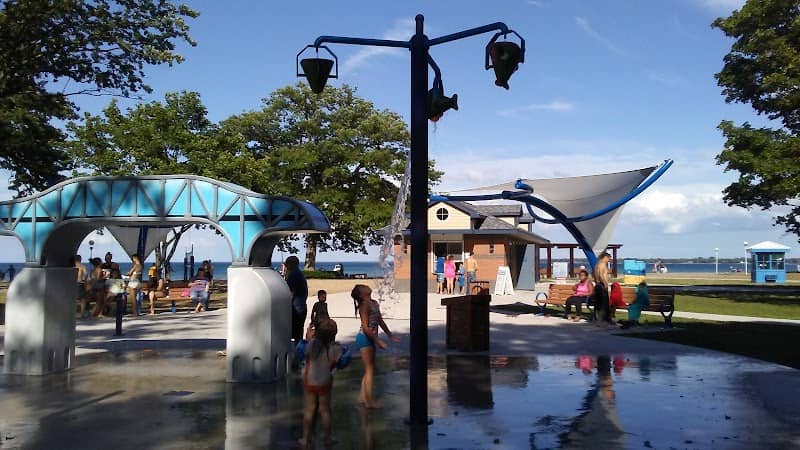 Lakeside Park - Image 1