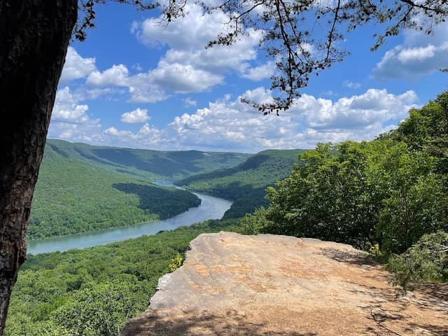 Snooper's Rock - Image 3