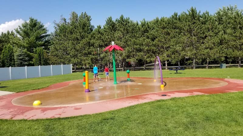 Royalton Splash Park - Image 1