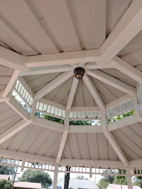 Caldwell Park - Image 1