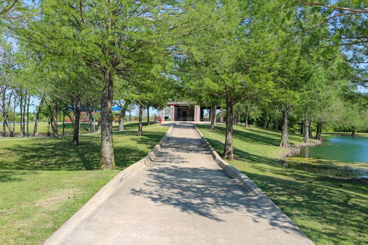 Valley Creek Park - Image 3