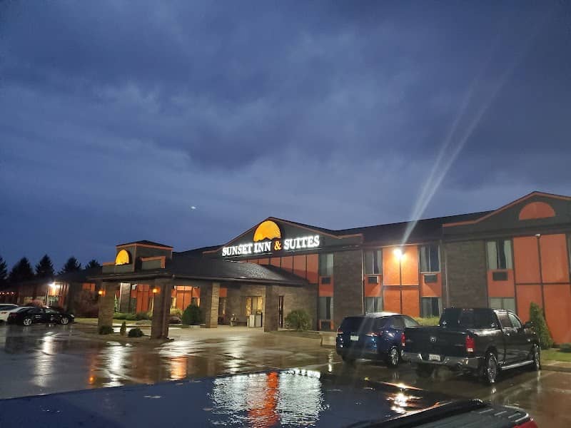 Sunset Inn & Suites - Image 1