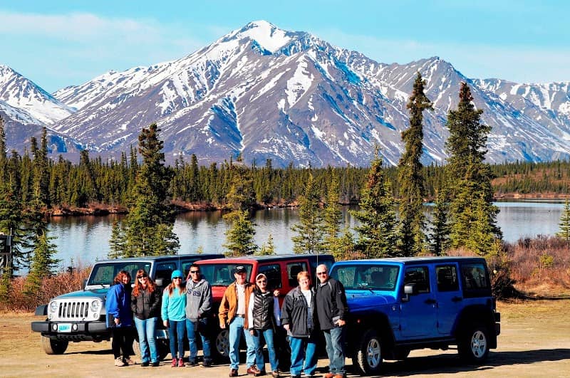 Denali Jeep Excursions - Image 1