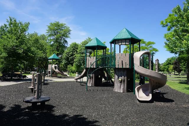 Crestview Park - Image 1