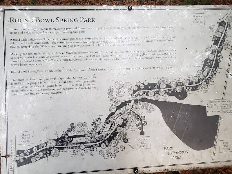 Round Bowl Spring Park - Image 2