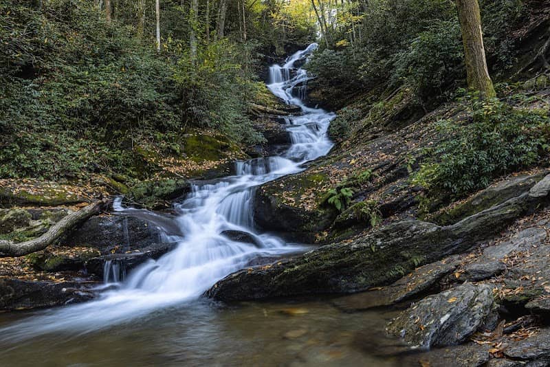 Roaring Fork Falls Trailhead - Image 1