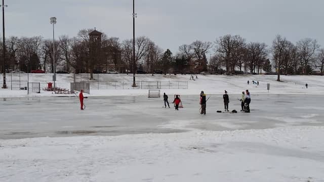 Hoyt Park - Image 1