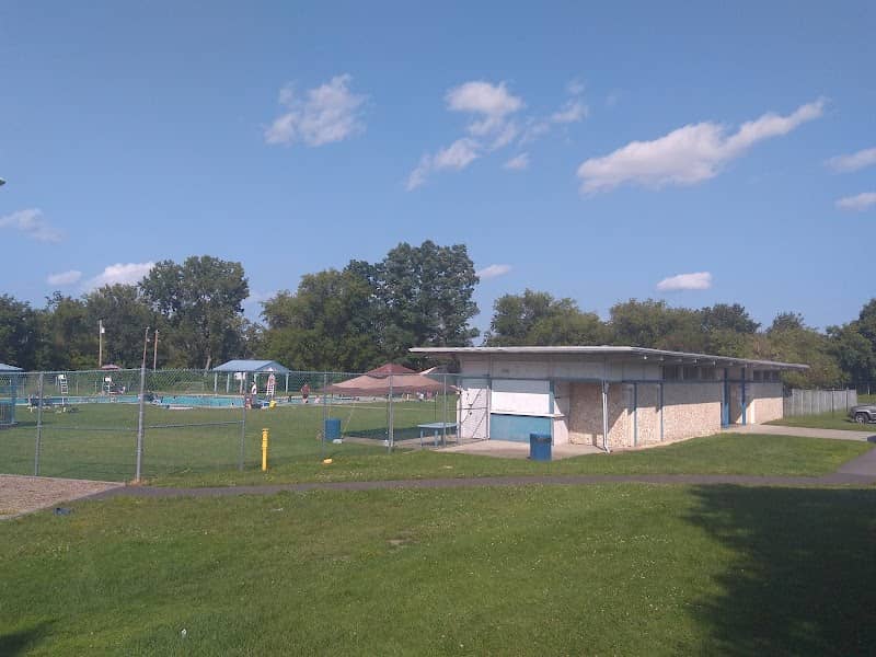Mosher Park Bath House - Image 1