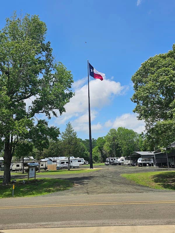 Camper Cove - Image 2