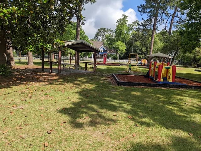 Adel City Park - Image 1