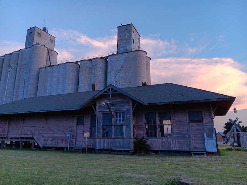 Vici M-K-T Depot - Image 2