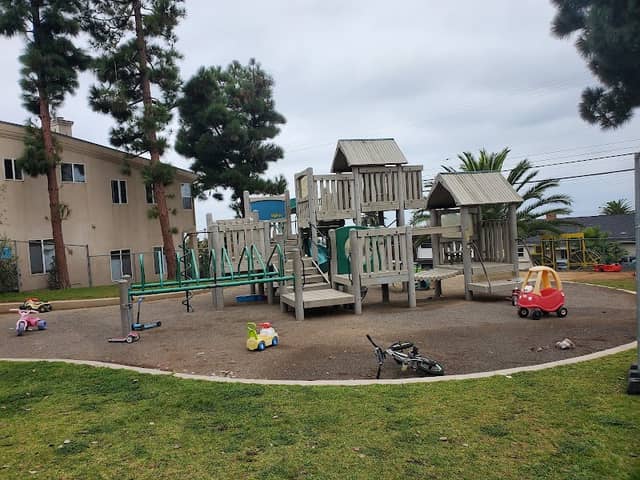 Fort Lots-o-Fun Park - Image 5