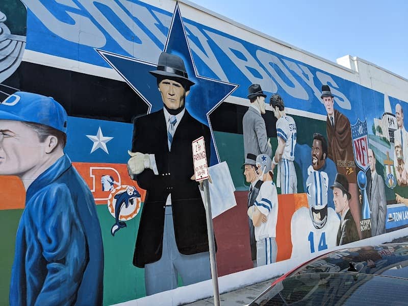 Tom Landry Mural - Image 1