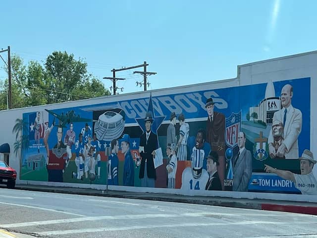 Tom Landry Mural - Image 2