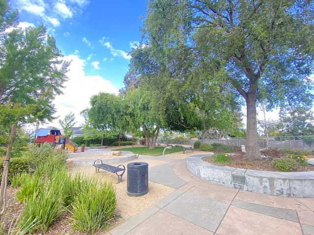 Virginia Park - Image 1