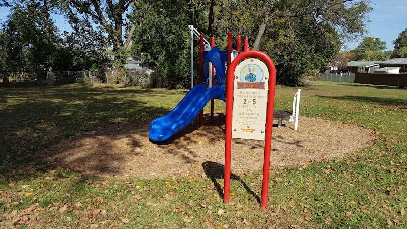 Little Woods Park - Image 1