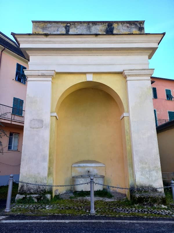 Vecchio lavatoio di Ameglia - Image 2