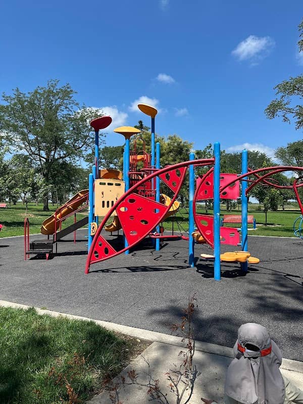 Lib’s Park - Image 1