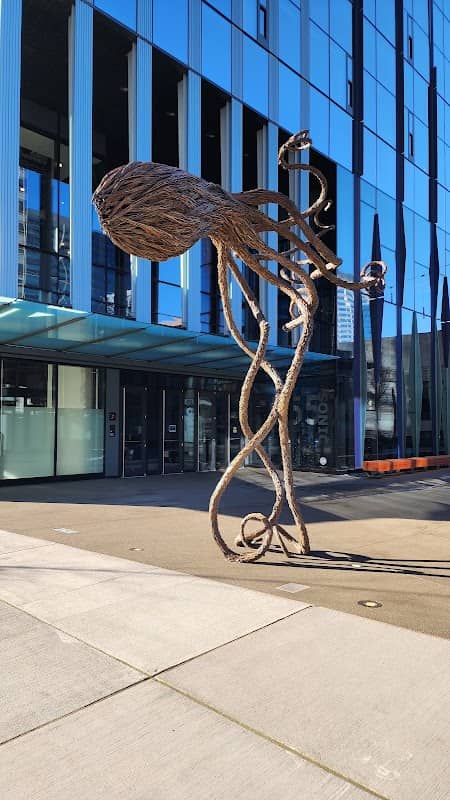 "Orchard octopus" art object - Image 1
