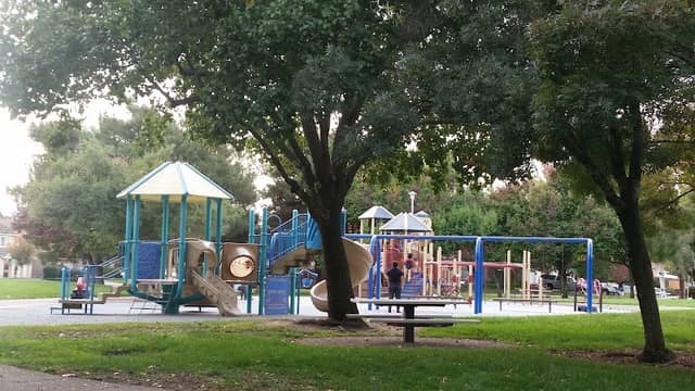 Knoll Park - Image 1