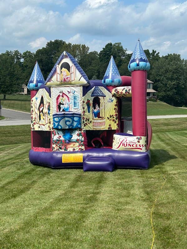 Just 4 Jumps Event Rentals - Image 1