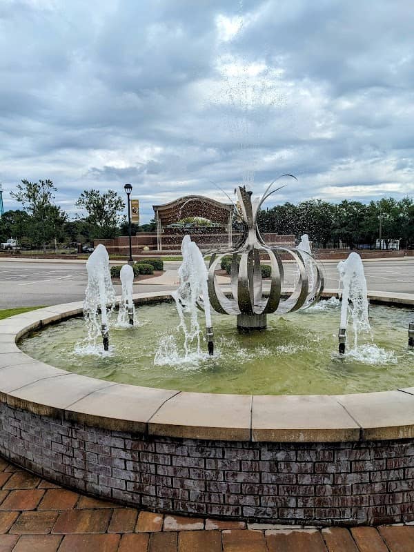 Vidalia Onion Fountain - Image 1