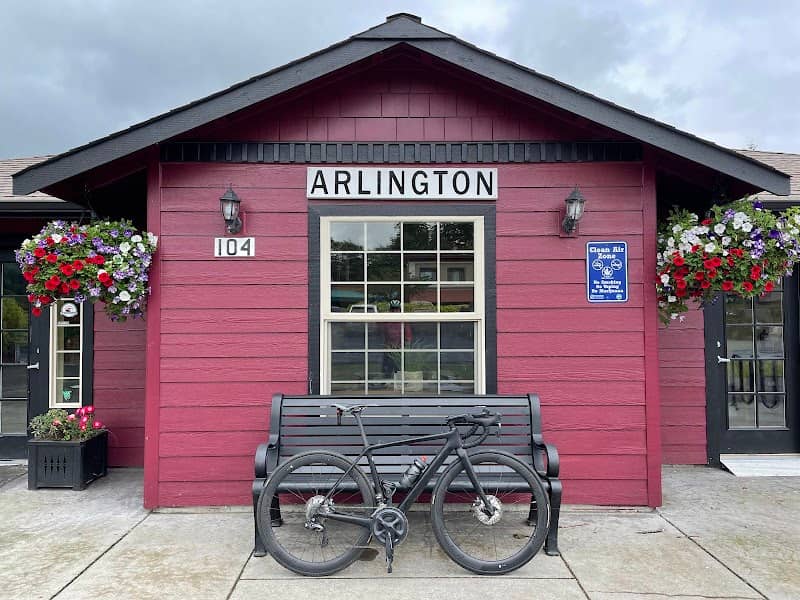 Arlington Visitors Center - Image 1