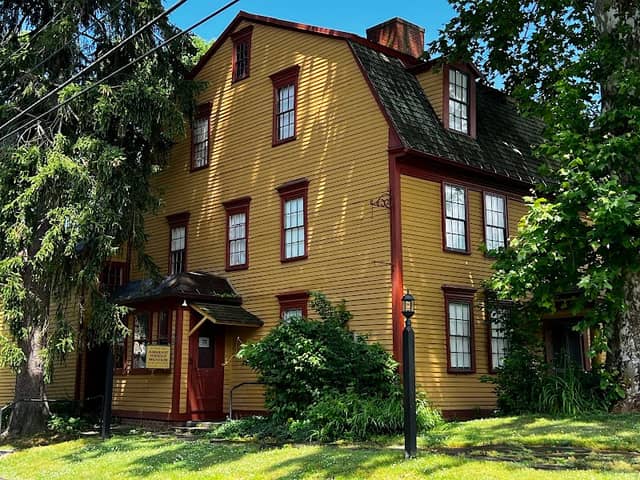 Amherst History Center of the Amherst Historical Society - Image 2