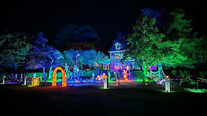 Crisfield Halloween House - Image 3