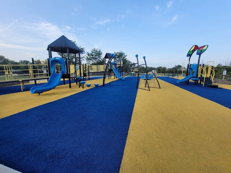 Mark Twain Park - Image 1