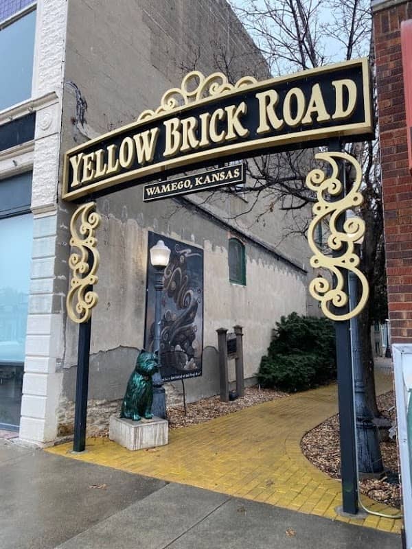 Yellow Brick Road - Image 1