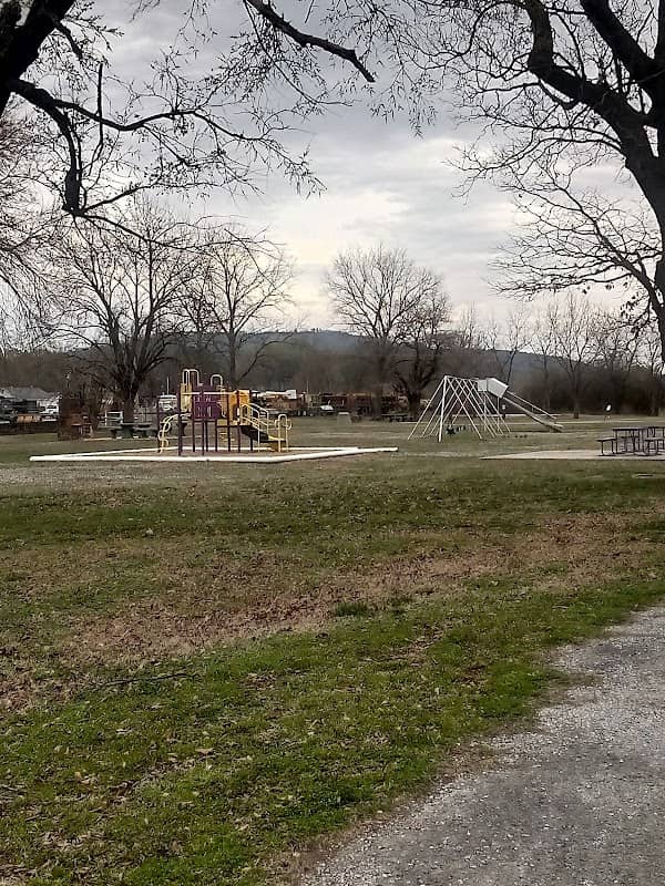 Fair Miller/Red Oak Park - Image 1