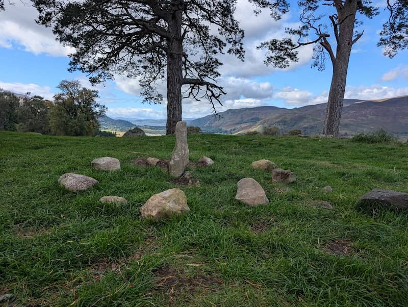 Outlander film location (Craigh na Dun) - Image 1