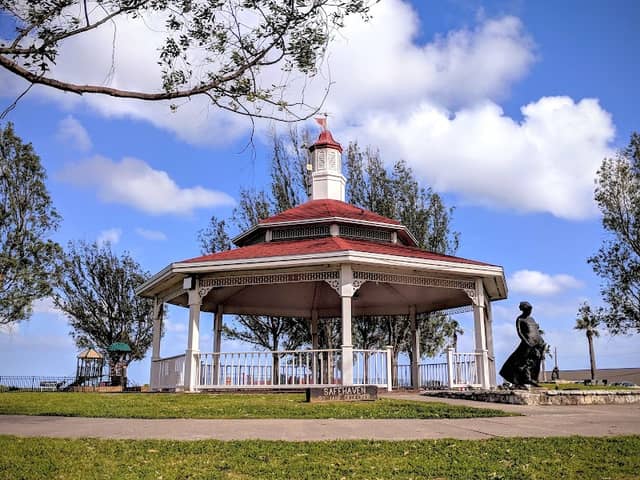 Rainbow Park - Image 2