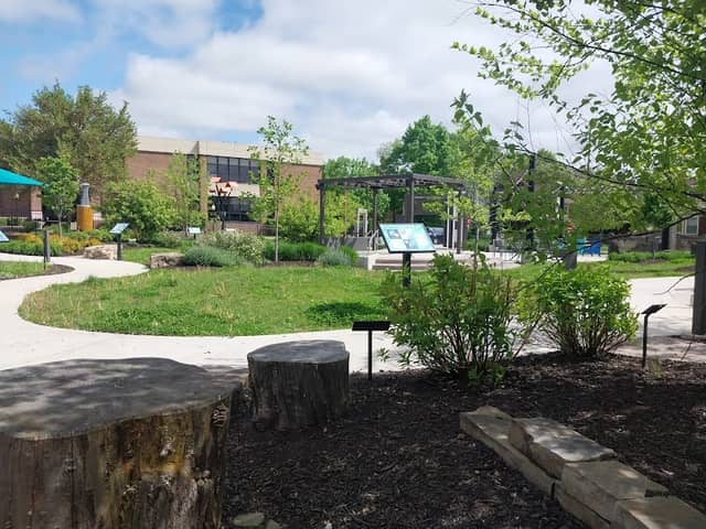 Rotary Garden - Image 1