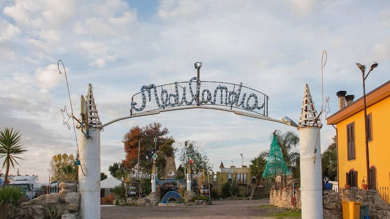 Medilandia - Image 1