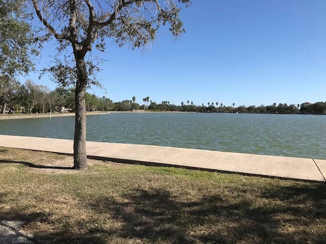 City Lake Park - Image 2
