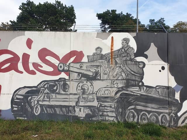 Mural "1050 lat Chwały Oręża Polskiego" - Image 2