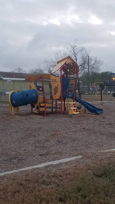 Primera Park - Image 1